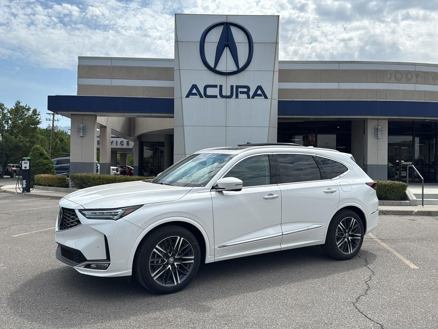 2026 Acura MDX SH-AWD w/Advance