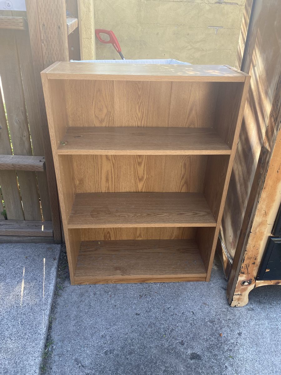 Free book shelf