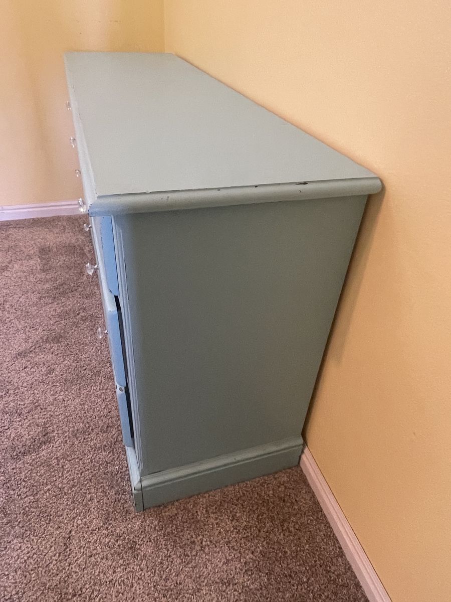 Main image 6