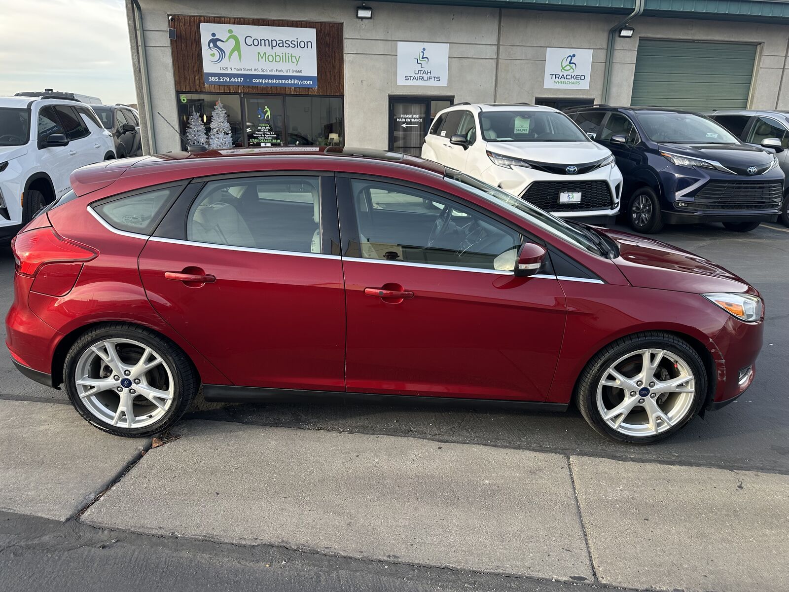 2016 FORD FOCUS Titanium