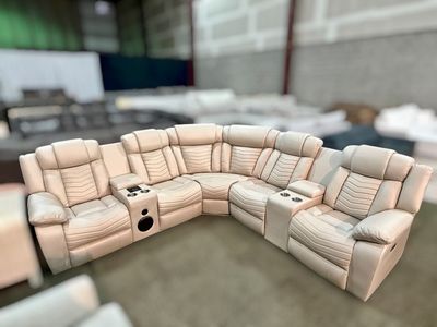 Luxury Power Reclining Sectional – HOME THEATER SETUP