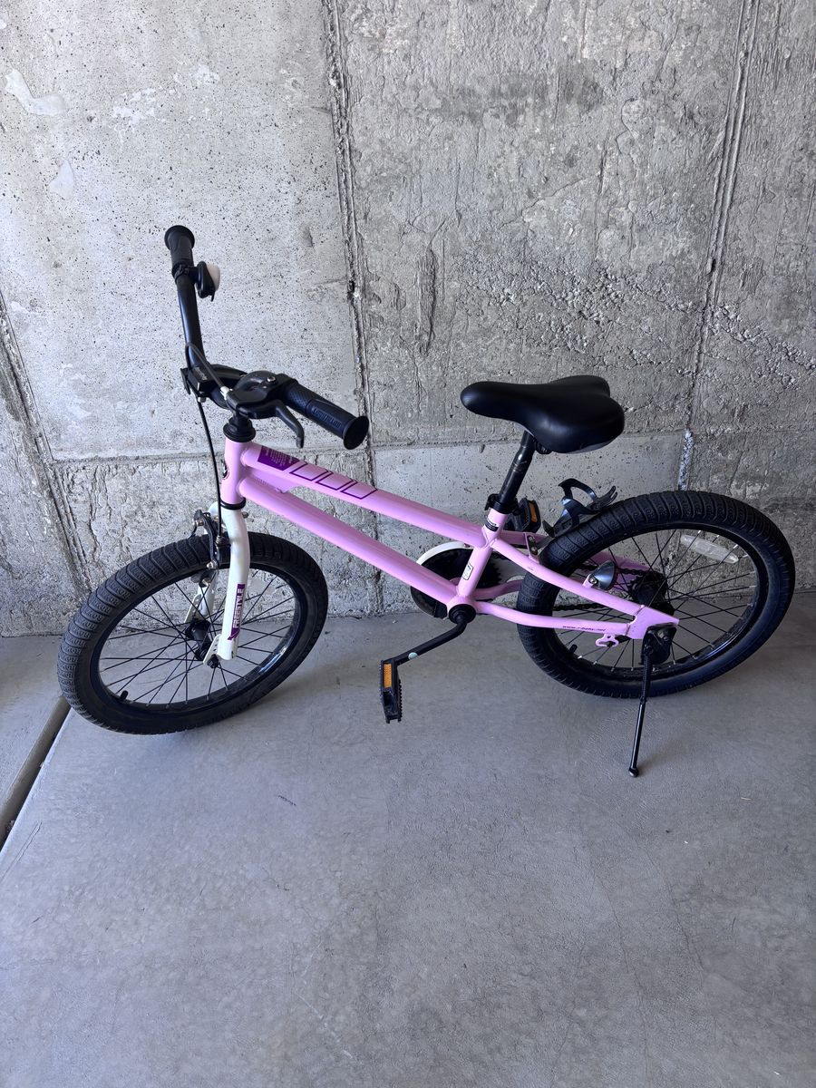 Pink children’s bike 18 inch tires 