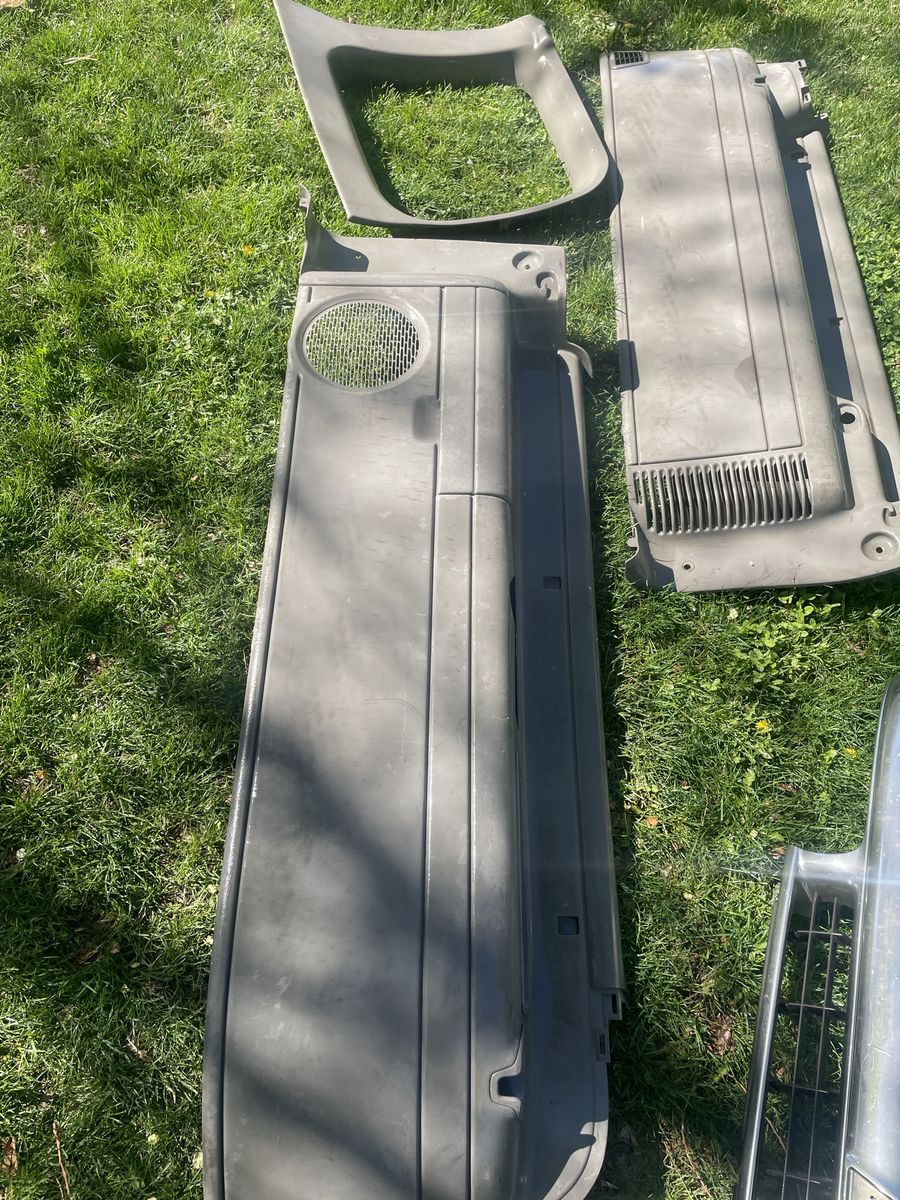 01 Suburban Plastics