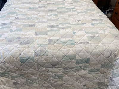 Queen Size Comforter