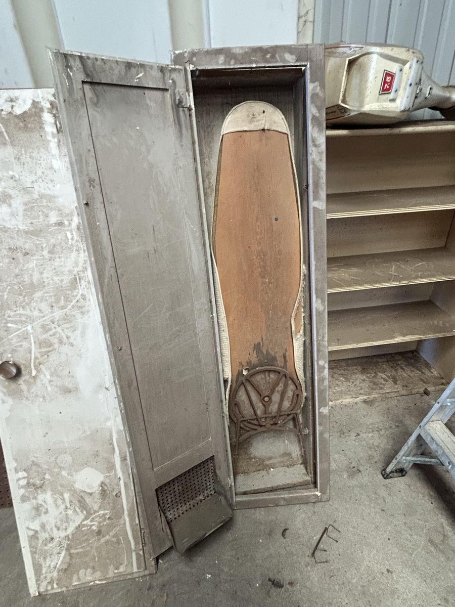 Main image 2