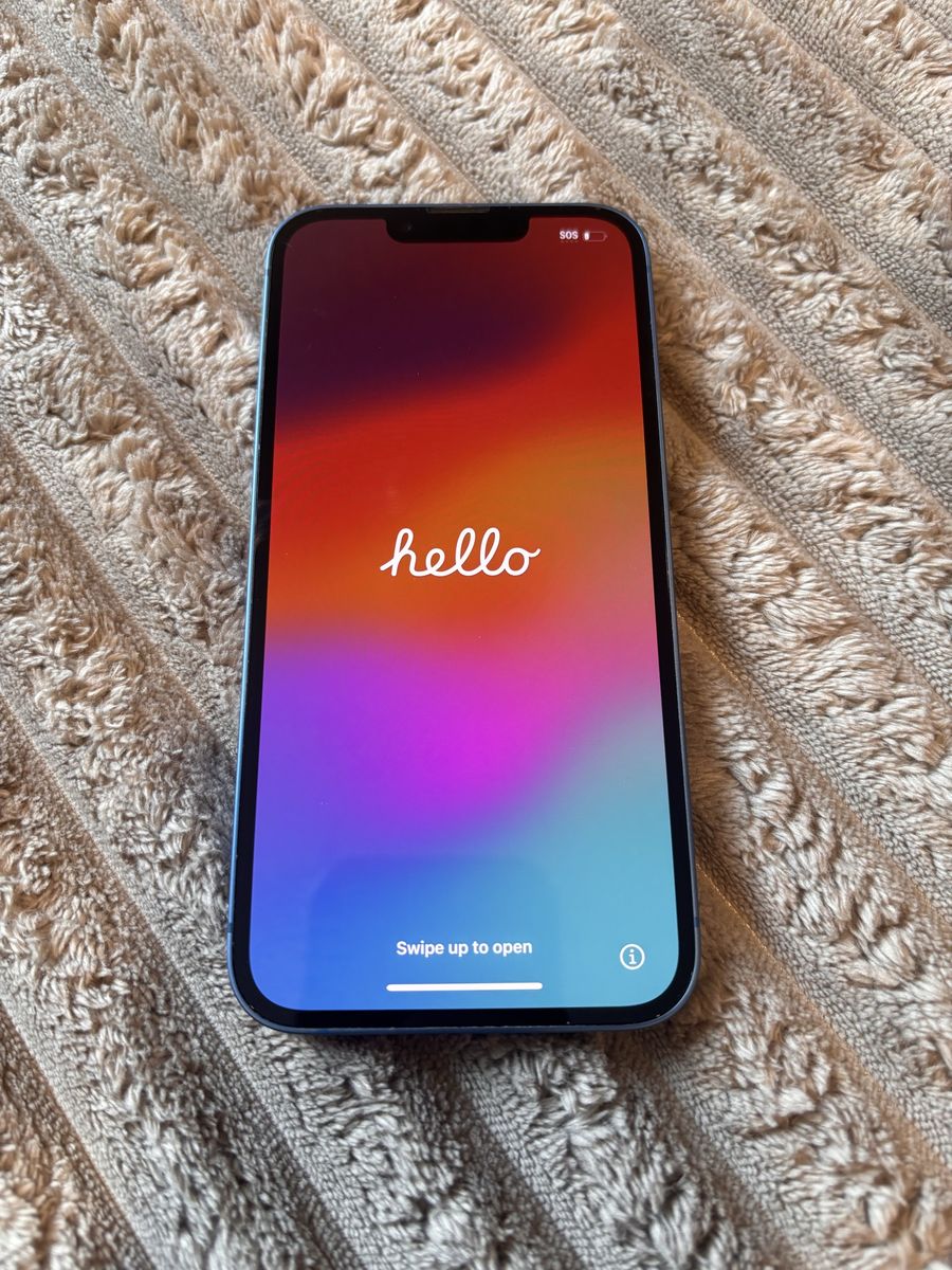 Apple iPhone 13 Blue