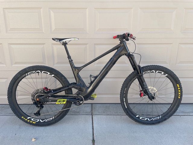 Scott Genius FS 29er w/ carbon wheels (XL)