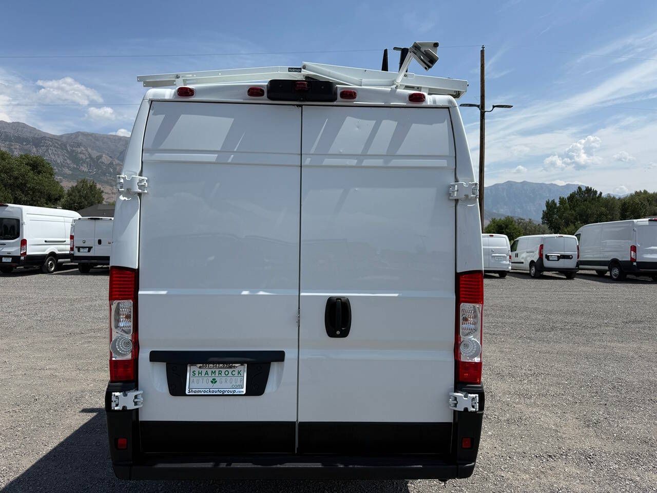 Main image 5