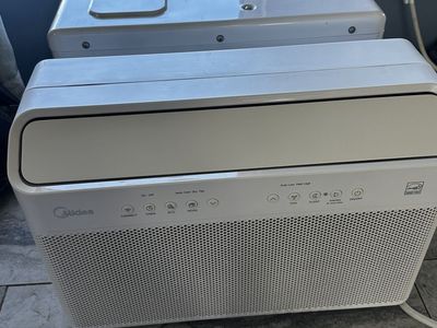 Window air conditioner