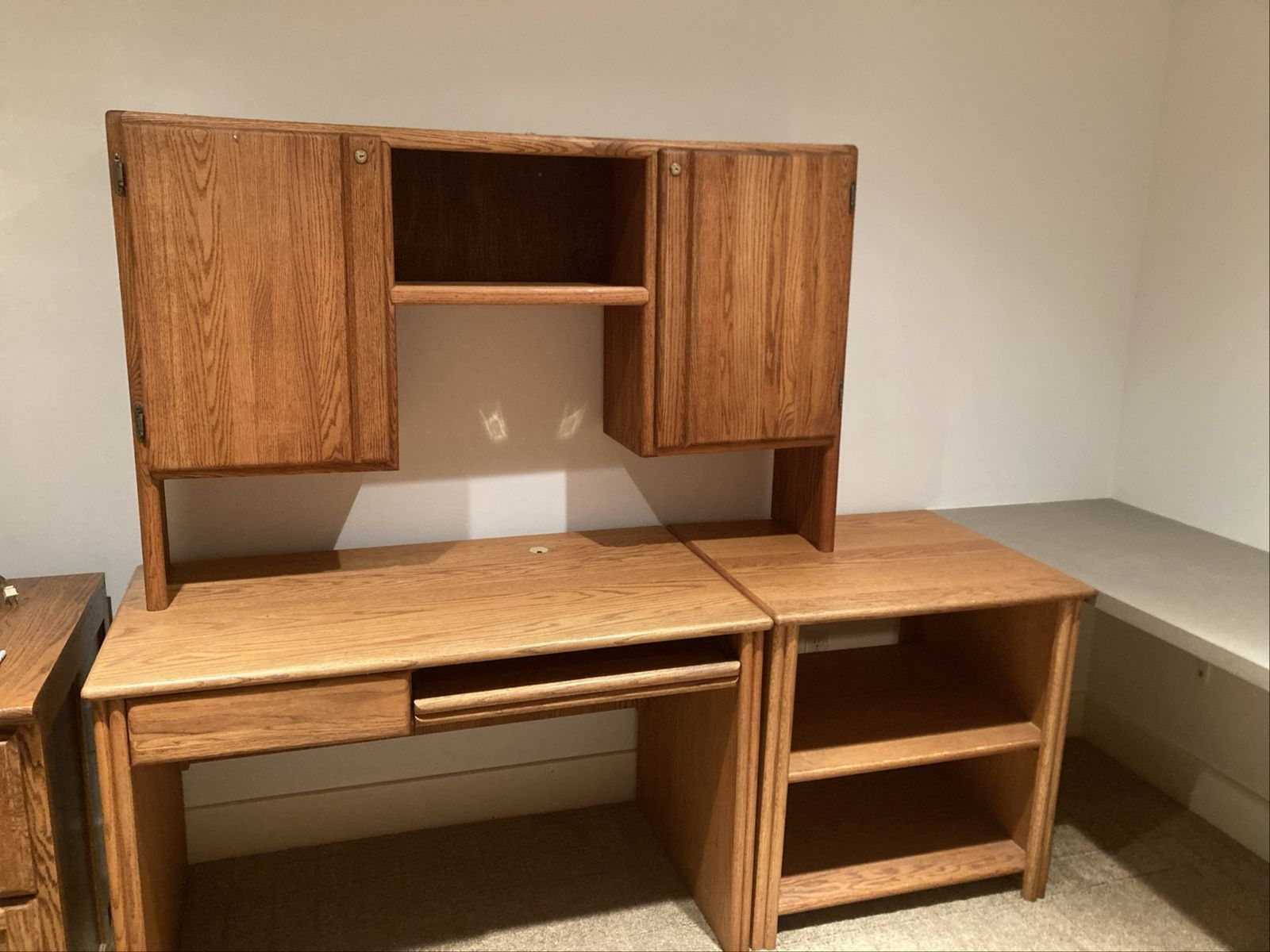 Main image 7