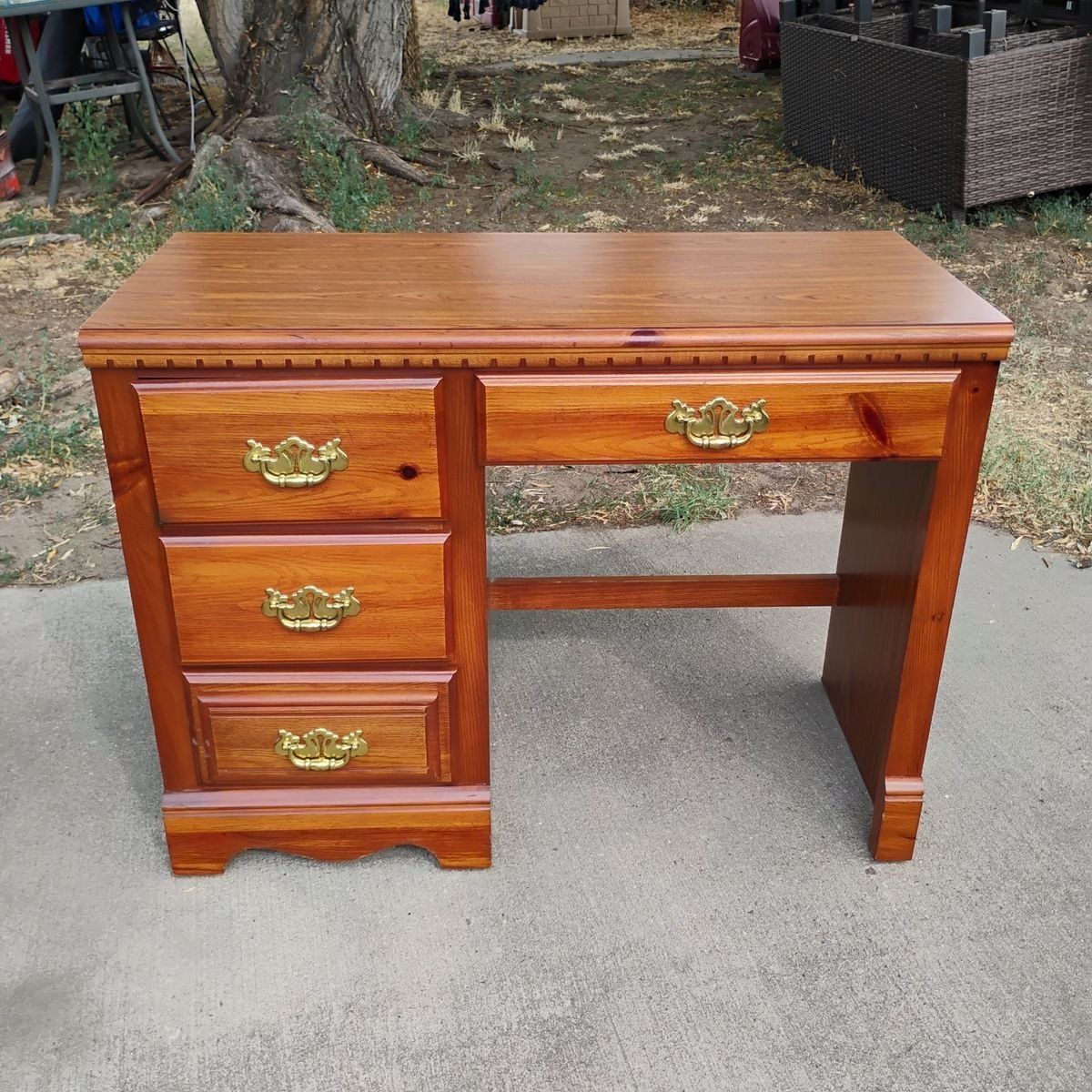 MCM Student Desk 4 Drawer 