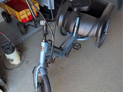 Pedego E-trike 2024 Electric Tricycle - 10 Miles, New Charger - Light Blue