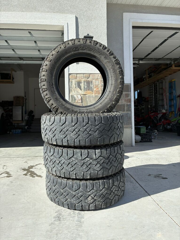 Goodyear Duratrac 275/65r18