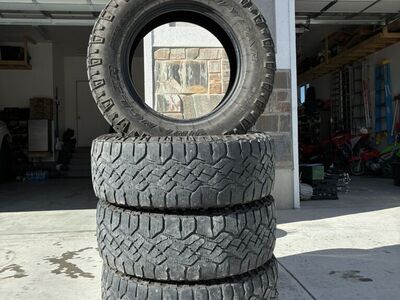 Goodyear Duratrac 275/65r18
