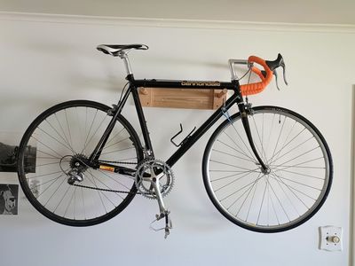 '87 to '90 Cannondale Black Lightning with nice upgrades