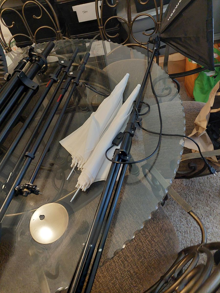 Main image 3