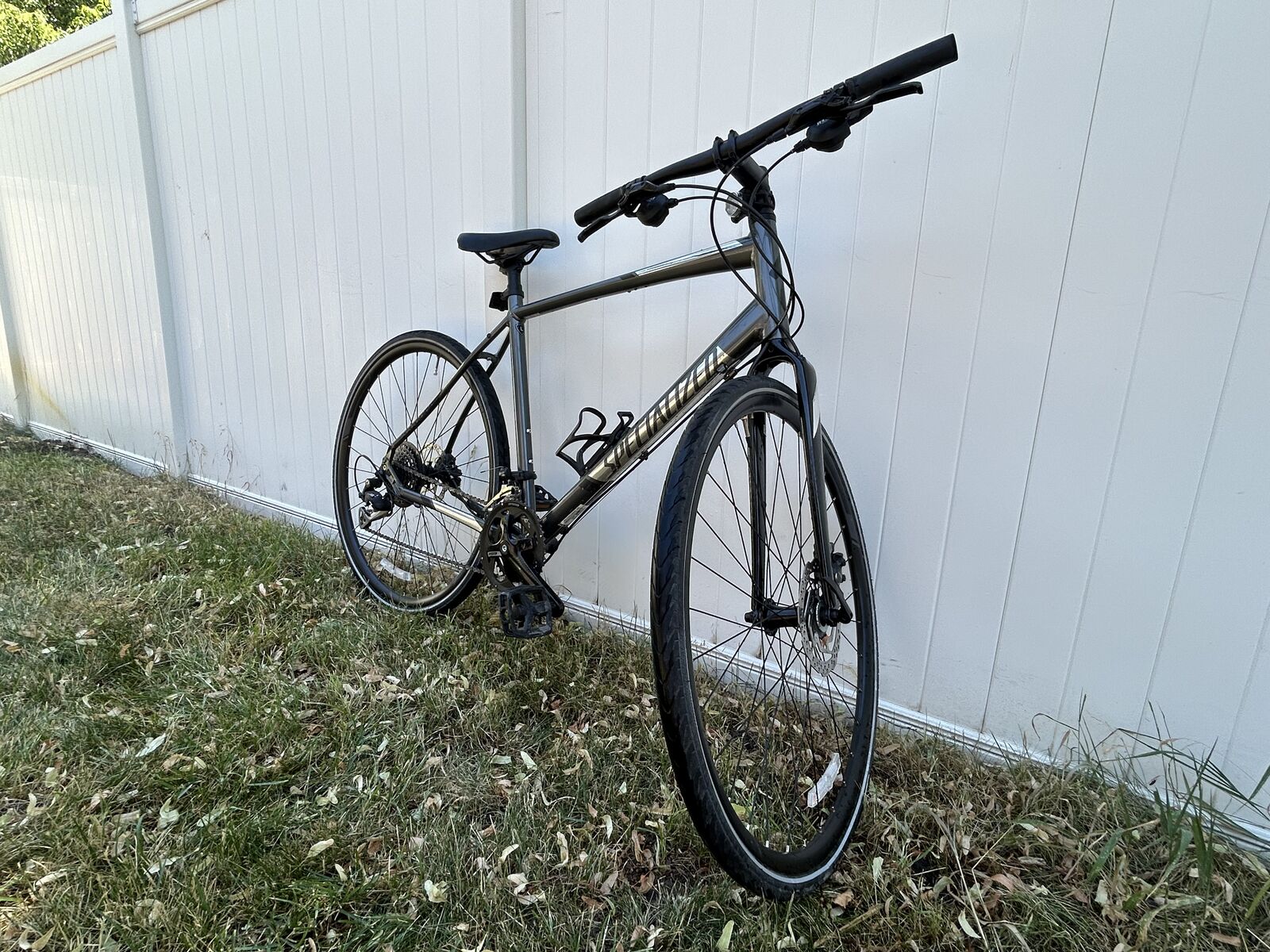 SPECIALIZED SIRRUS 1.0 | HYBRID BICYCLE