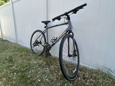 SPECIALIZED SIRRUS 1.0 | HYBRID BICYCLE