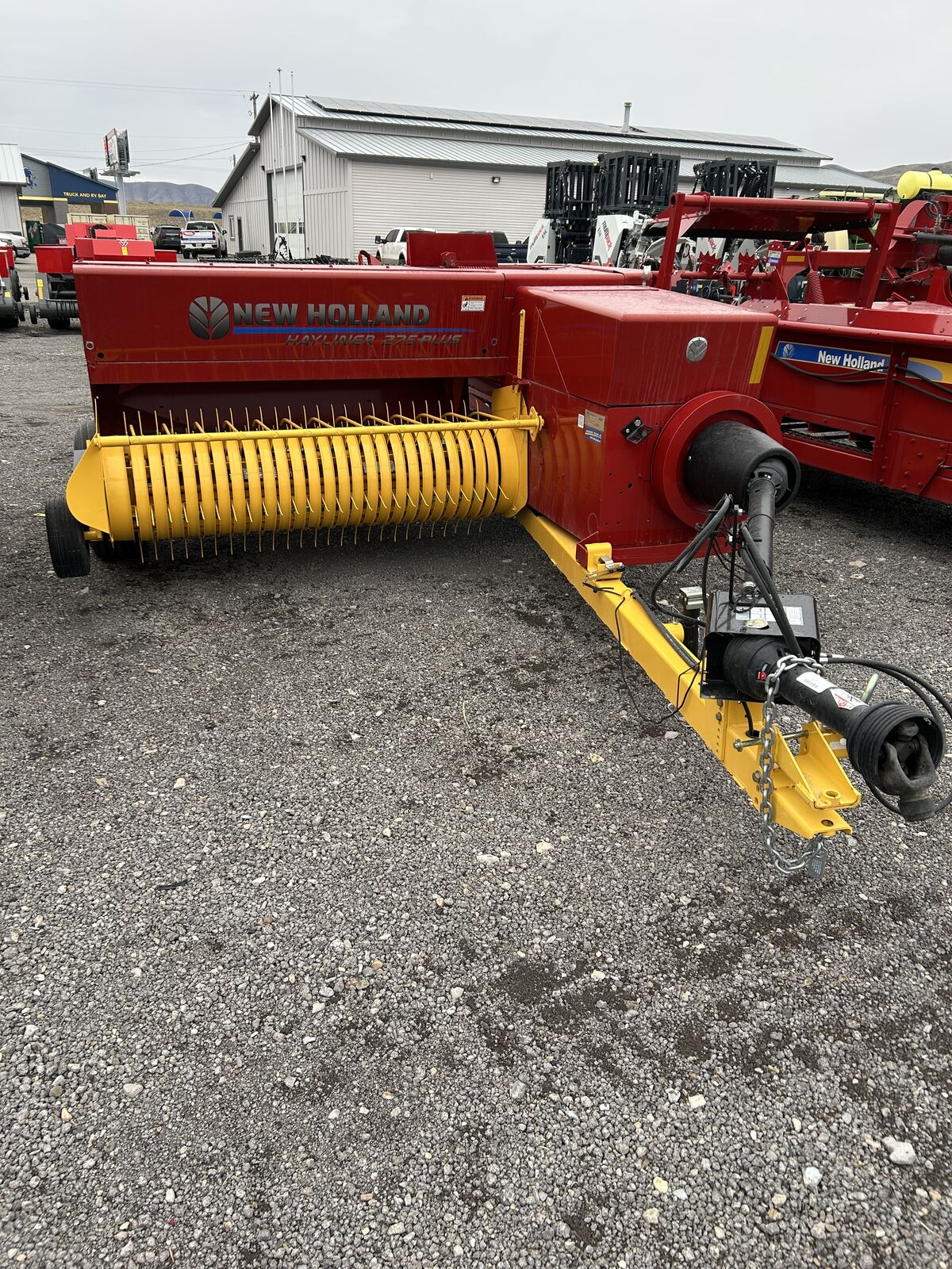 2023 New Holland Hayliner 275+ Baler