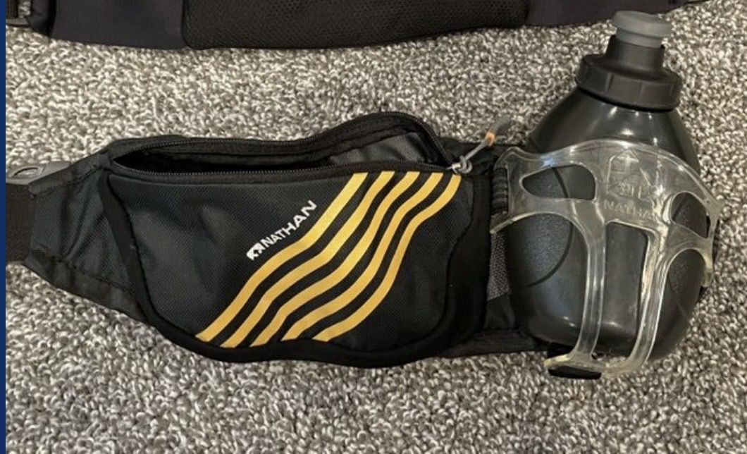 Nathan Running Swift Plus Hydration Belt w/ 10oz Flask