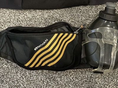 Nathan Running Swift Plus Hydration Belt w/ 10oz Flask