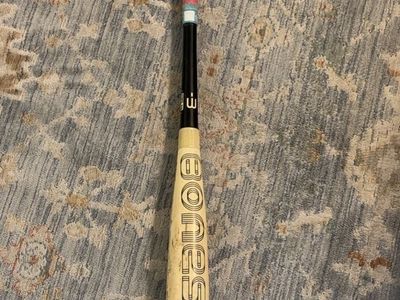 Warstick Bonesbr Baseball Bat with Pink and Blue Grip