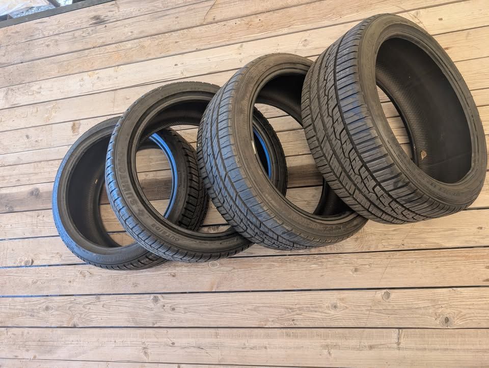 235/40/19 - NEW Sumitomo HTR As - SET OF 4