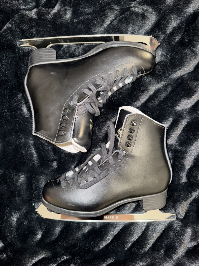 Jackson Figure Skates Black 4.5