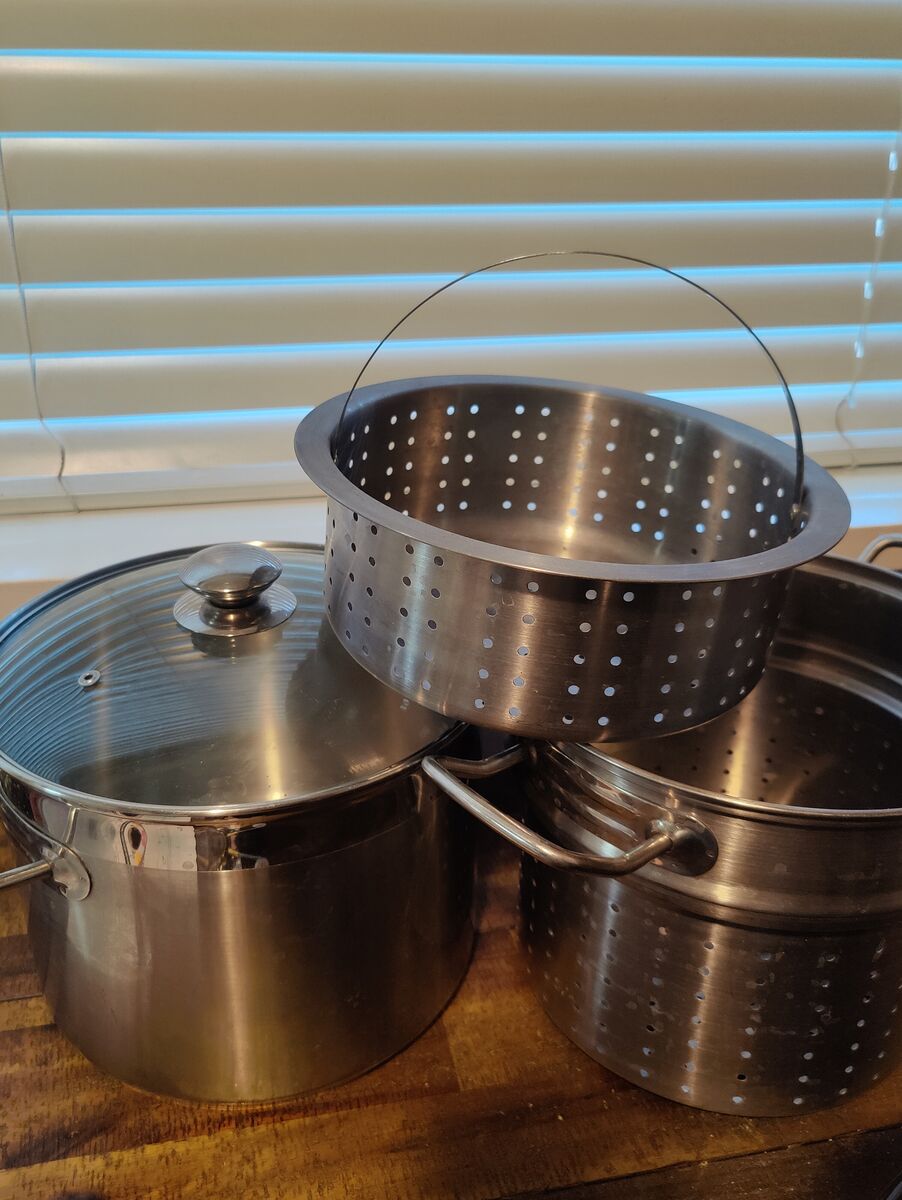 Professional 8 Quart Pot, Steamer, Strainer Combo