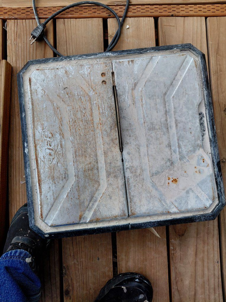 Tile Saw