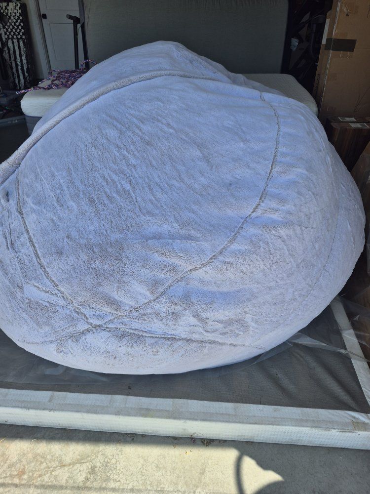SuperSac Hazalwood Pika Phur LoveSac - Comfy and Stylish Seating