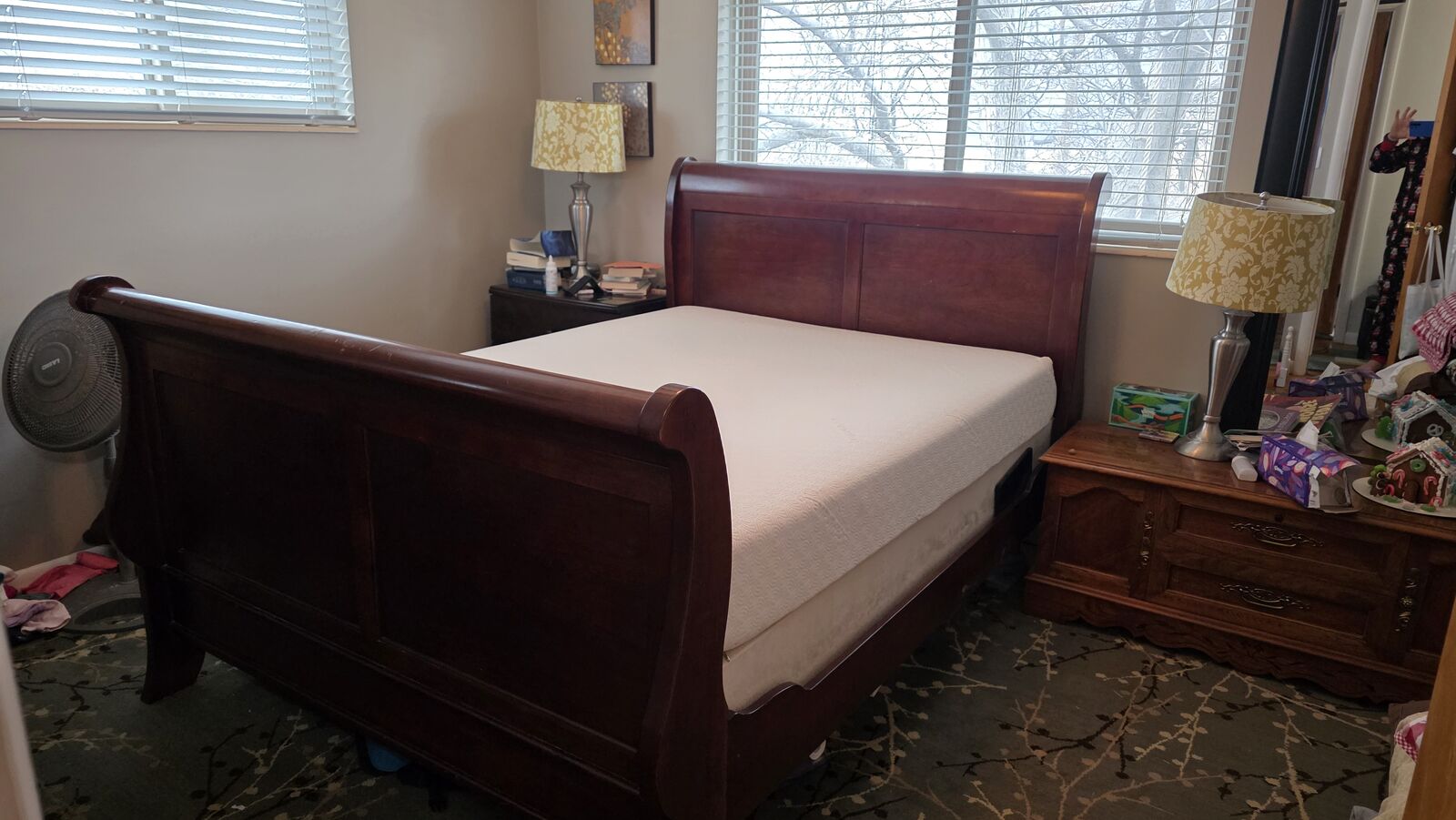 Queen Tempur-pedic Mattress