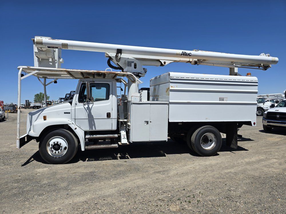 2001 Freightliner 63' Forestry Bucket Truck 87k Mi