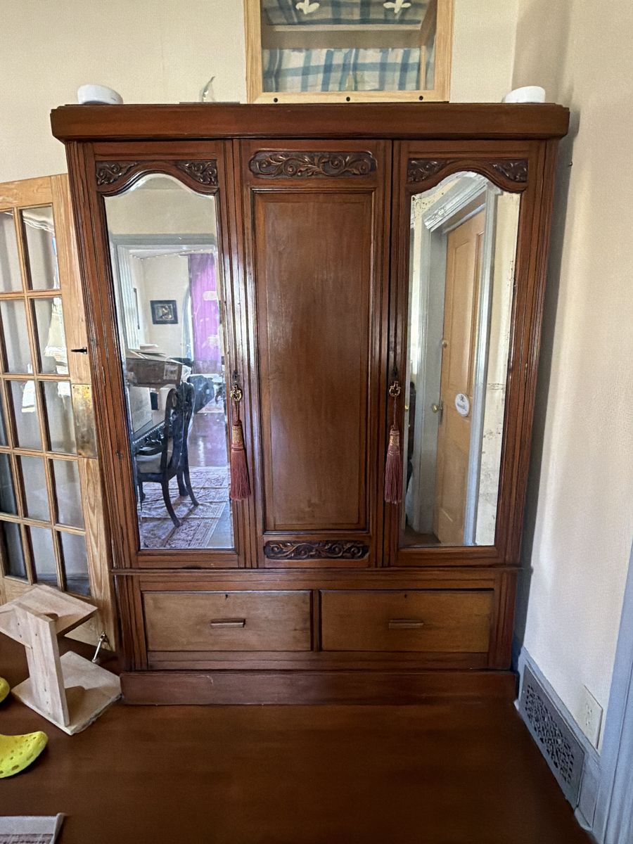 Vintage armoire