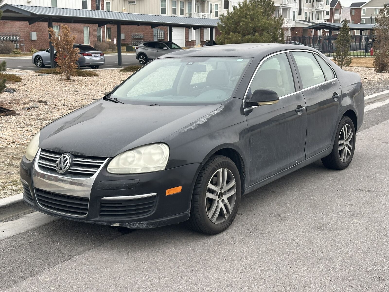2005 VOLKSWAGEN JETTA 2.5