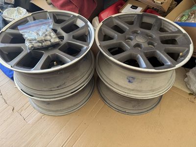 Jeep Gladiator Overland OEM Rims