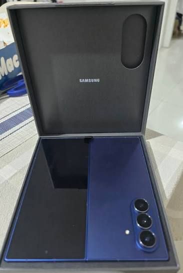 Samsung Z Fold 7 512GB