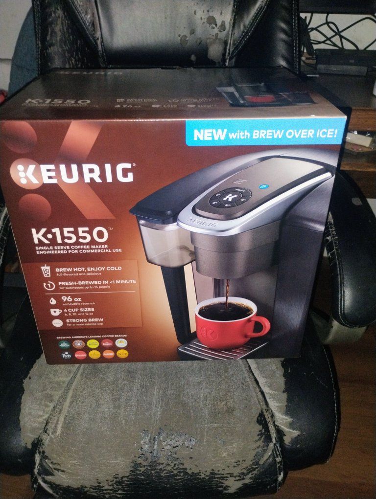Keurig K-1550 Commercial Single Serve Coffee Maker - Brew Over Ice, 96oz Water Reservoir