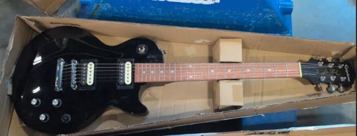 Epiphone Les Paul Tribute Guitar Ebony - Used