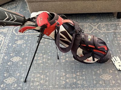 Youth TaylorMade Burner golf set