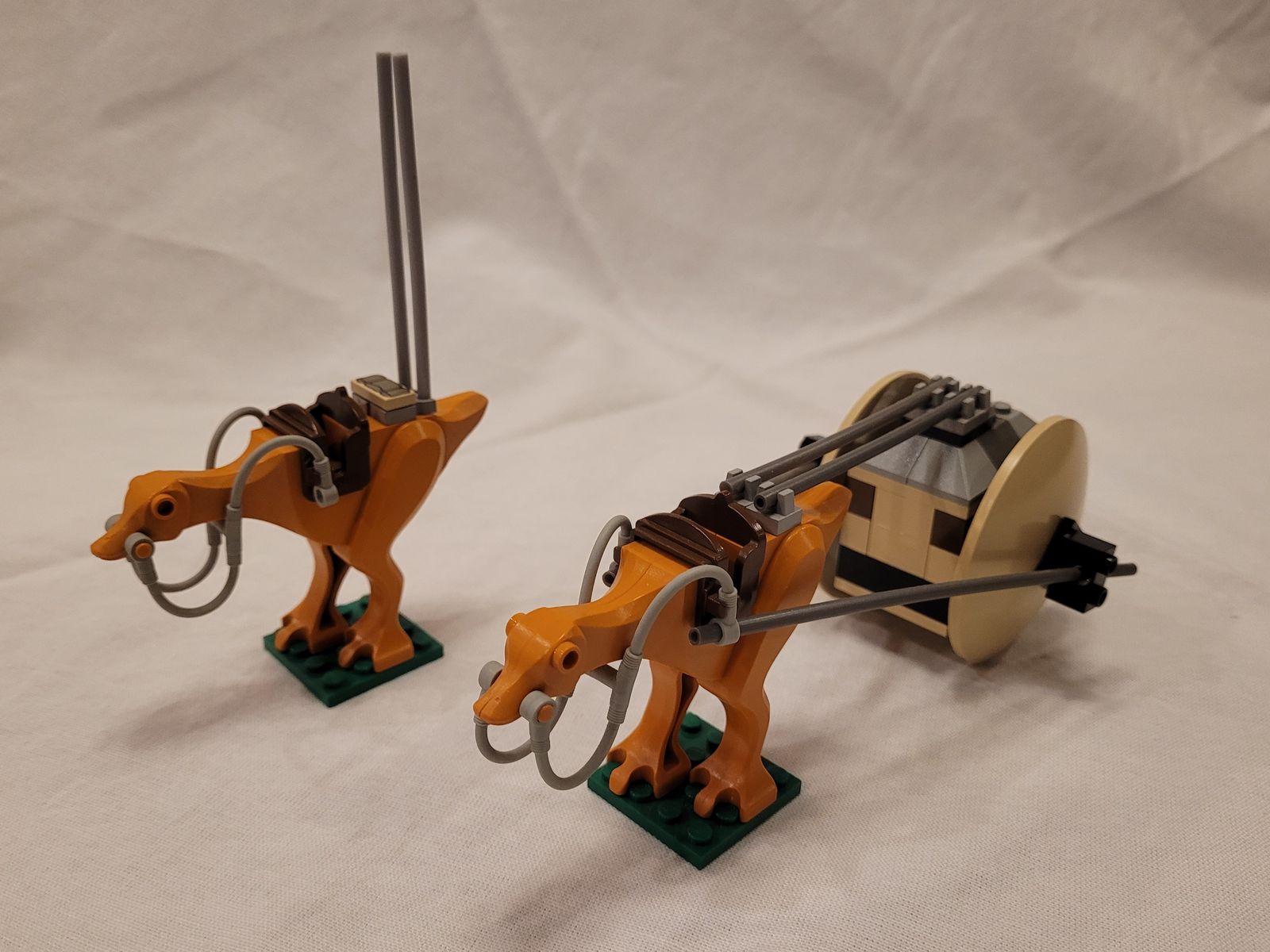 Classic Lego Star Wars Kaadu Mounts with Energy Ball Cart