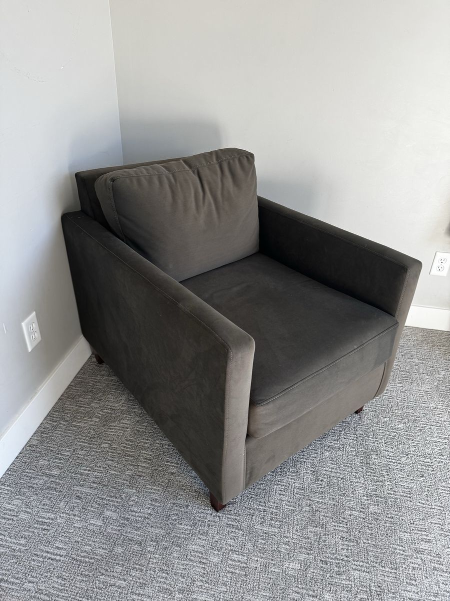 Side chair