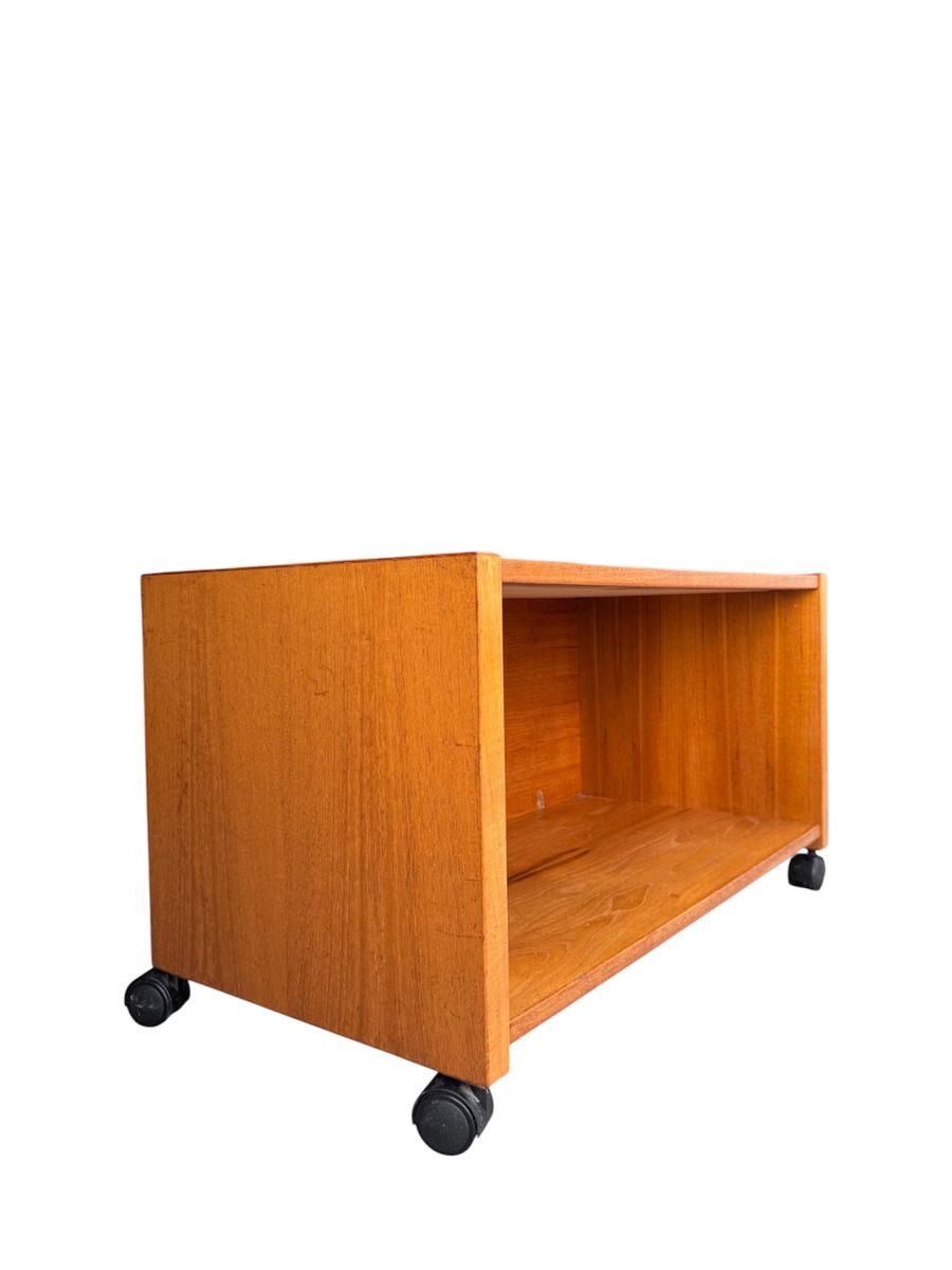 Main image 3