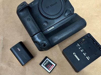 Canon R5 + Accessories