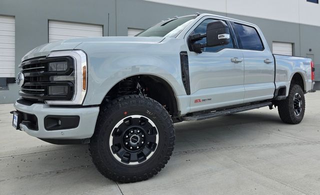 2026 Ford F-350 Super Duty Platinum