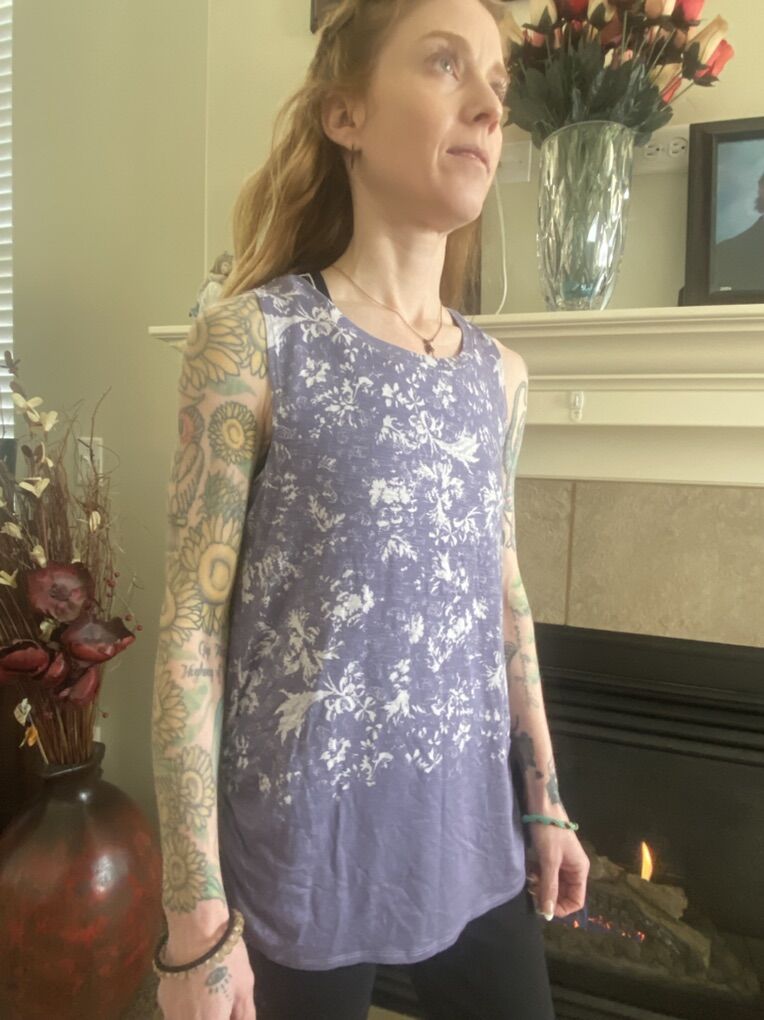 Womans Top Size Small