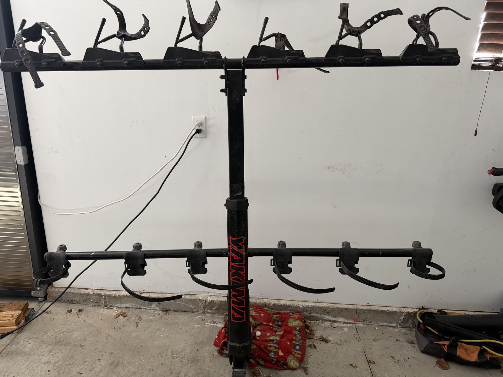 Yakima HangOver 6 Bike Rack