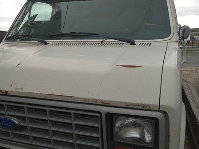 Ford Econoline 350 Cargo Van