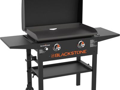New Refurb Blackstone 28in Griddle & Accesories