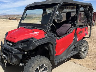 2018 Honda Pioneer 1000 Deluxe